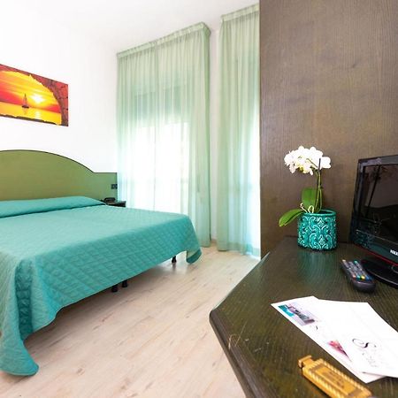 Hotel Sirena Lido di Camaiore Eksteriør bilde